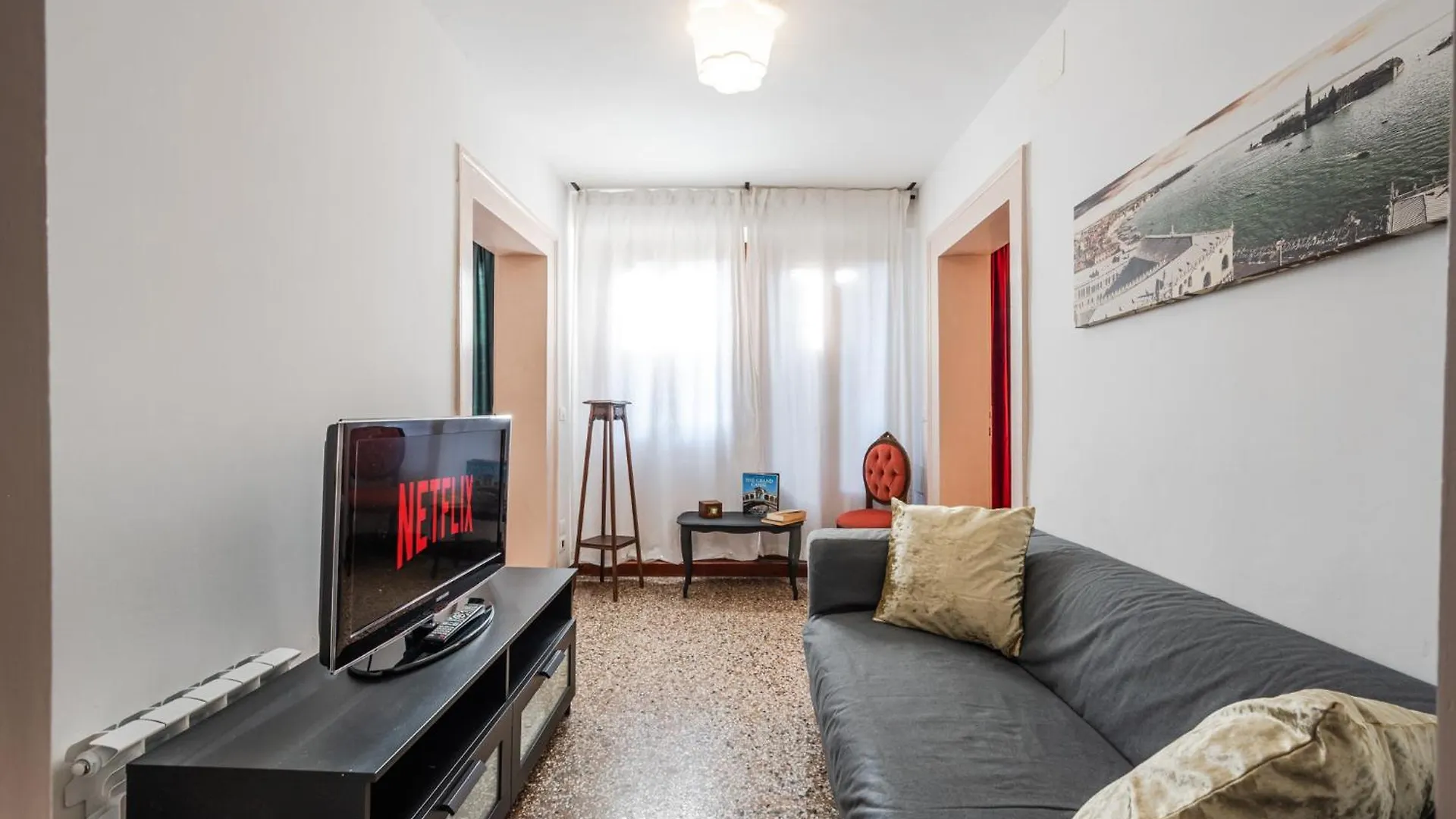 Apartment Queen Home Carlotta Venice